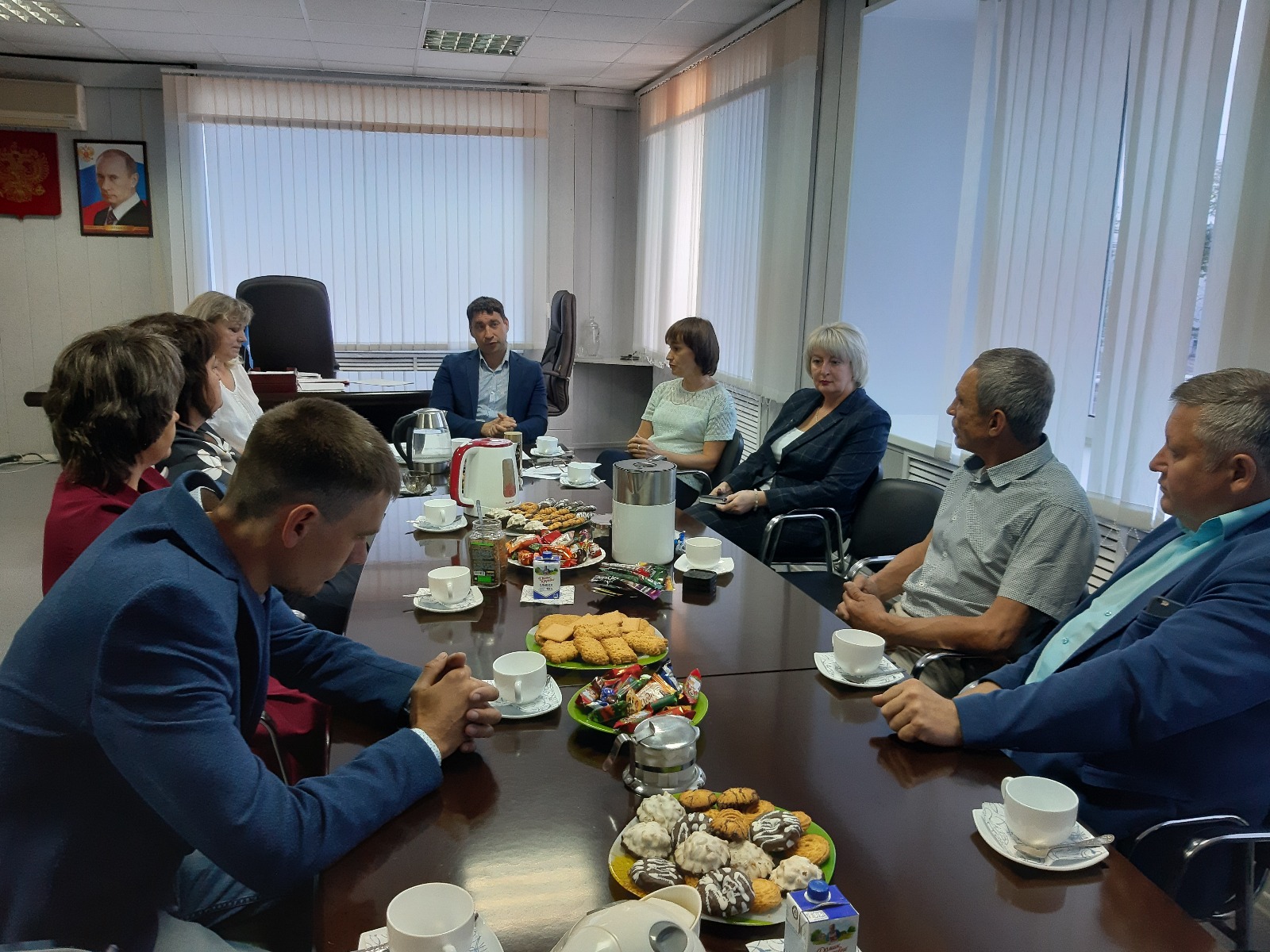Глава Боготольского района Владимир Дубовиков провел рабочую встречу с кандидатами в депутаты Боготольского районного Совета депутатов
