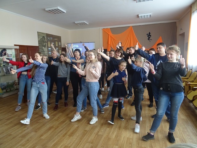 Зарядка со стражем порядка