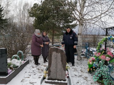 Полицейские почтили память погибшего сотрудника