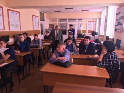 Полицейские рассказали студентам о добровольной народной дружине