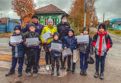 Сотрудники Боготольской Госавтоинспекции совместно с родительским патрулем  «Засветили» обучающихся начальных классов