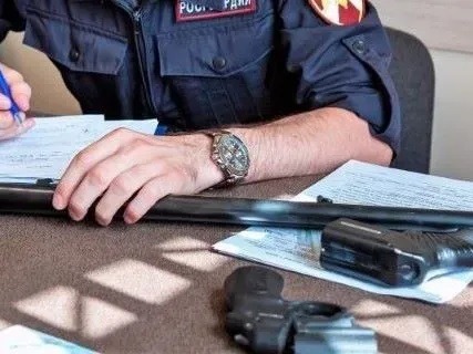 ВОЗМОЖНОСТЬ ПЕРЕДАЧИ ЛИЧНОГО ОРУЖИЯ В МИНИСТЕРСТВО ОБОРОНЫ